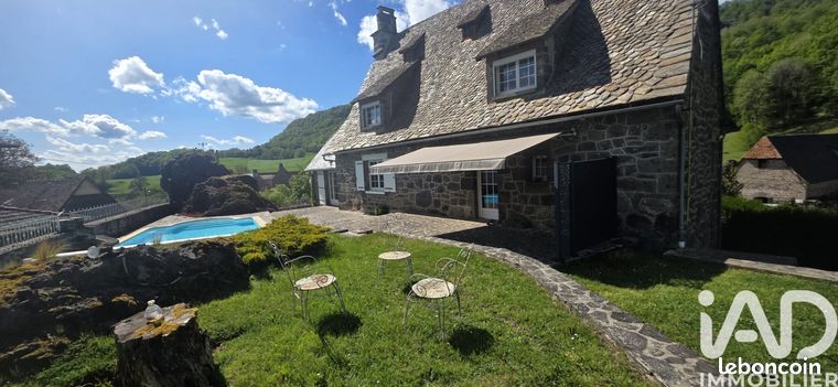 Maison 6 pièces 140 m²