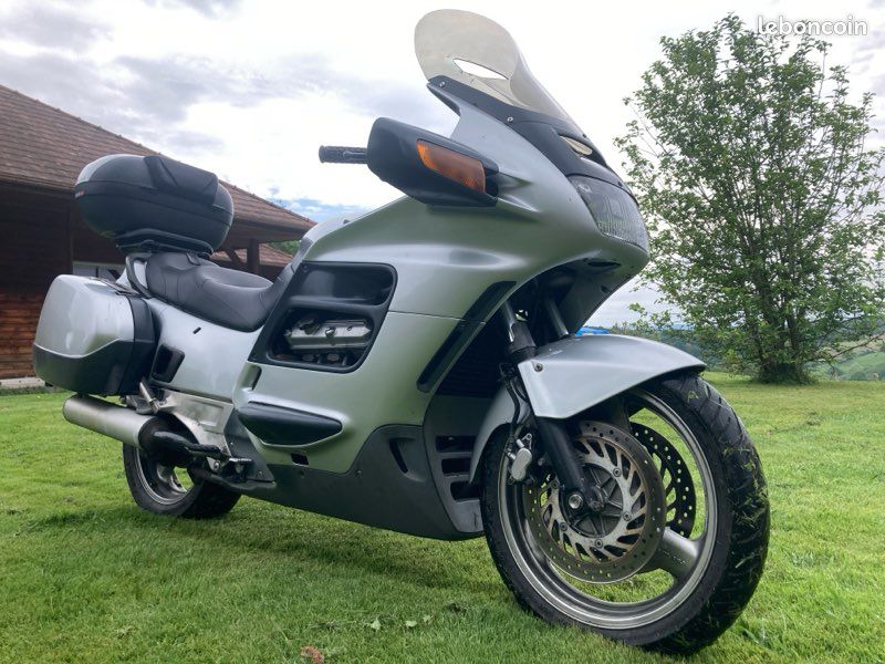 Honda 1100 st pan européan (image 1)