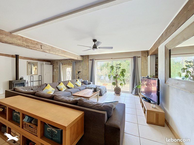 Maison 6 pièces 180 m² · à Néré · 180 m² · 215 000 €
