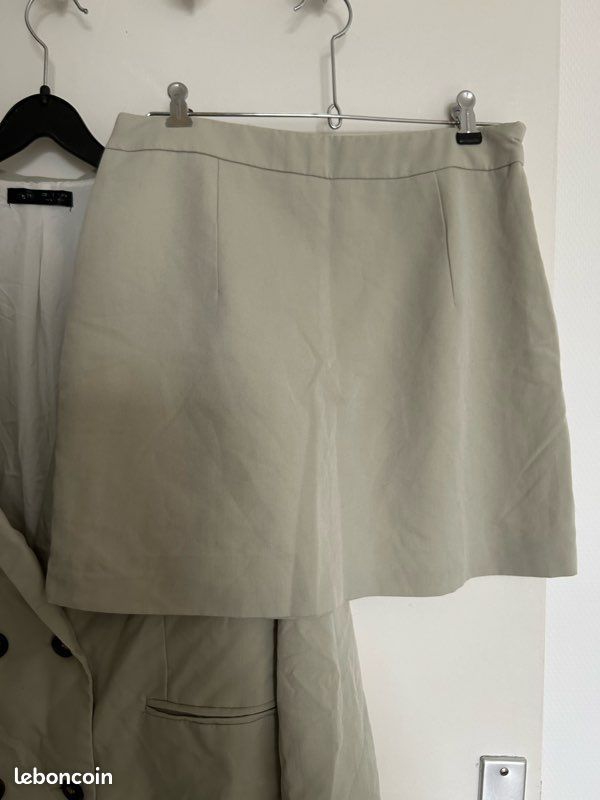 Ensemble blazer et jupe taille M vert clair (image 3)