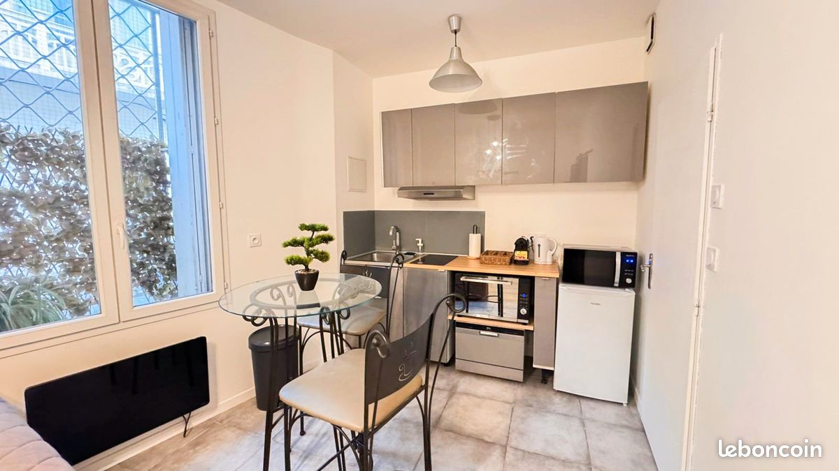 Appartement 2 pièces 30 m² · à Nîmes · 30 m² · 490 €