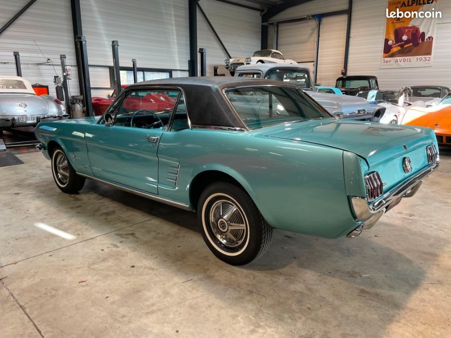 Ford Mustang RESTAUREE A NEUF COUPE 66 V8 BVA (image 2)