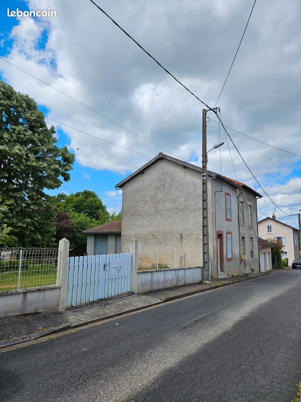 Maison 4 pièces 75 m² · à Saint-Junien · 75 m² · 90 000 €