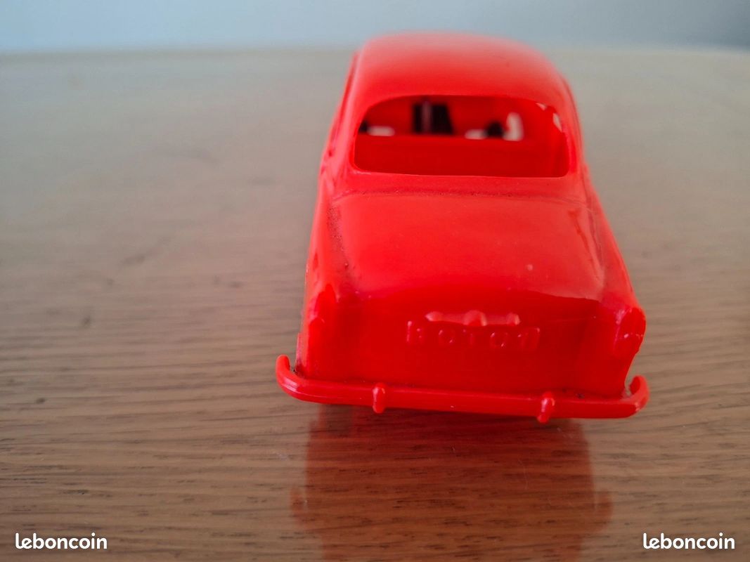 Rare voiture CLE CLEMENT GAGET SIMCA ARONDE n° 7 Rouge promotion les coopérateurs - Jeux & Jouets
