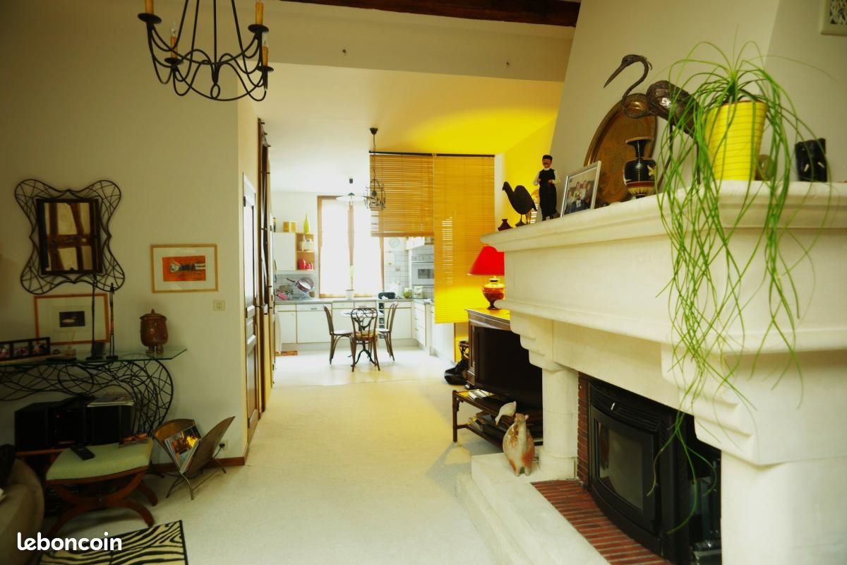 Appartement 3 pièces 100 m² · à Bourges · 100 m² · 775 €/mois