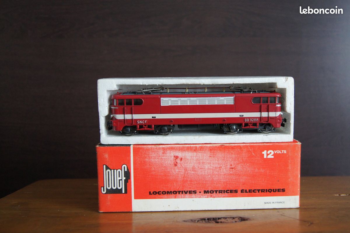LOCOMOTIVE ÉLECTRIQUE HO JOUEF 832900/BB 9281 CORAIL/ BOITE PLEXI/OCC EUR 70,00 - FR