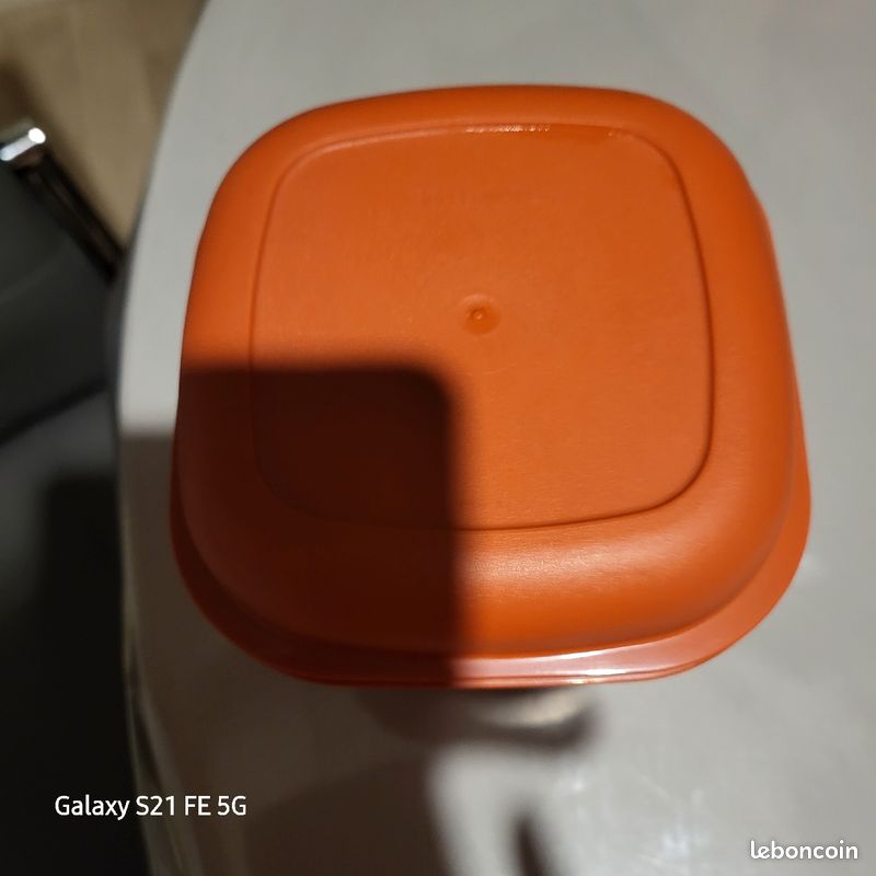 Boite à glaçons marque Tupperware neuve (image 1)
