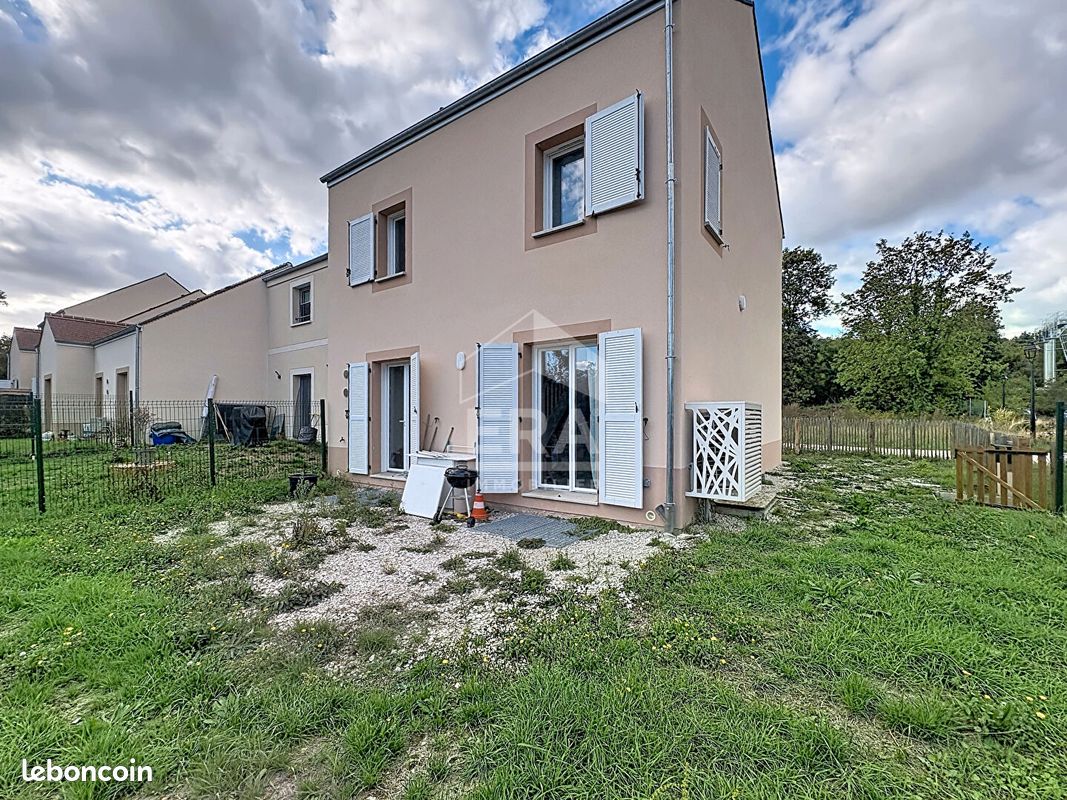 Maison 5 pièces 100 m² · à Chamarande · 100 m² · 310 000 €