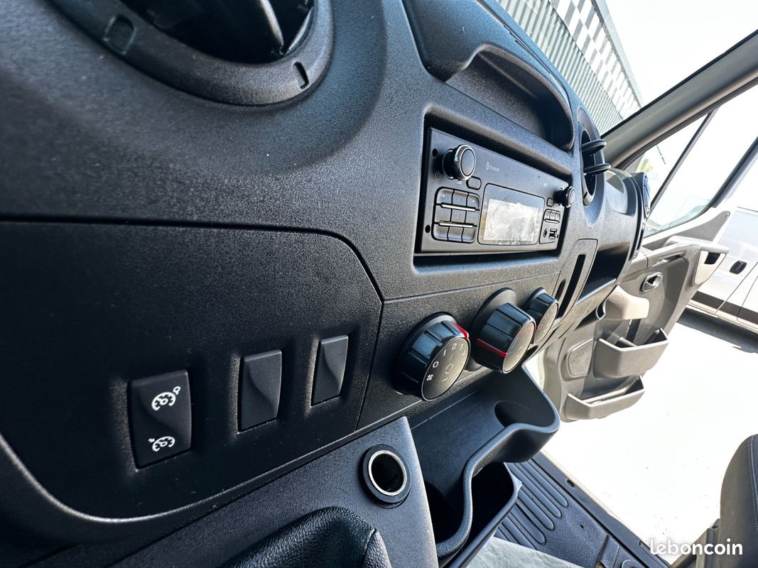 Renault Master III Fourgon RENAULT MASTER cabine approfondi 7 places L2 H2 (14 083HT) (image 21)