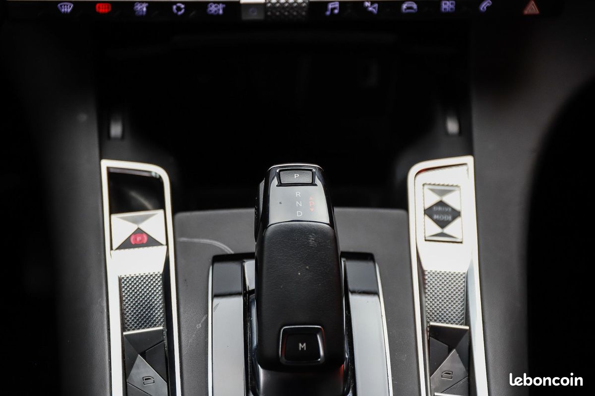DS DS 7 CROSSBACK DS7 1.6 PureTech 225 EAT8 Executive Rivoli CAMERA GPS CARPLAY ???????CHAINE (image 42)