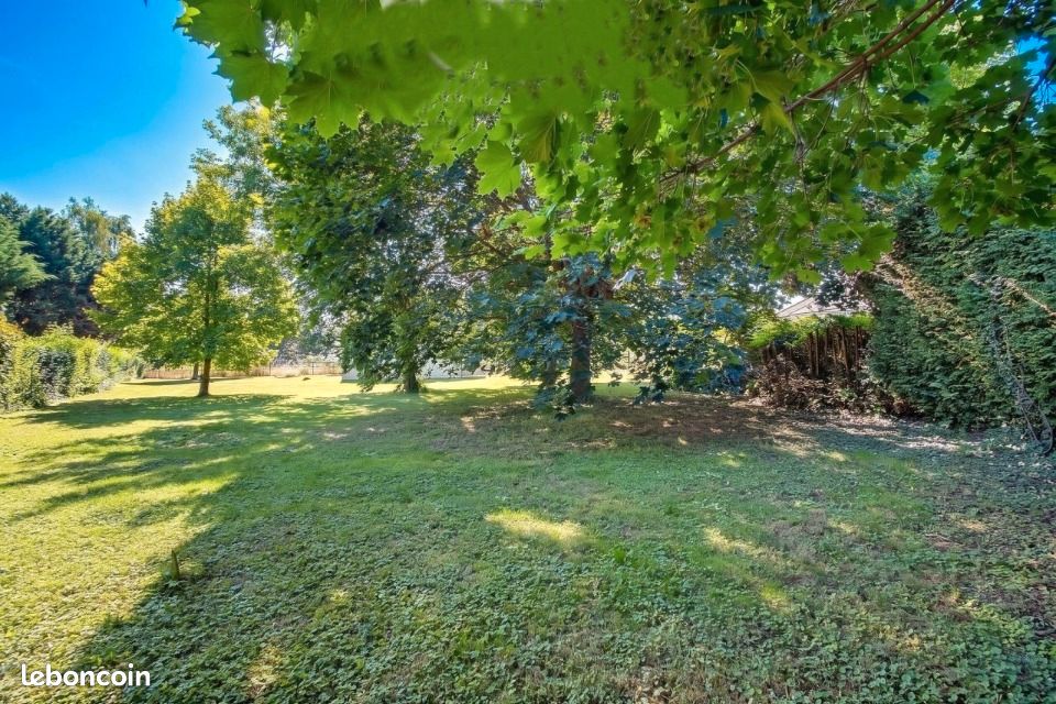 Terrain 646 m² · aux Alluets-le-Roi · 250 000 €