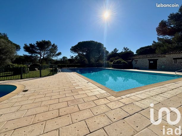 Mazet 2 pièces 28 m²