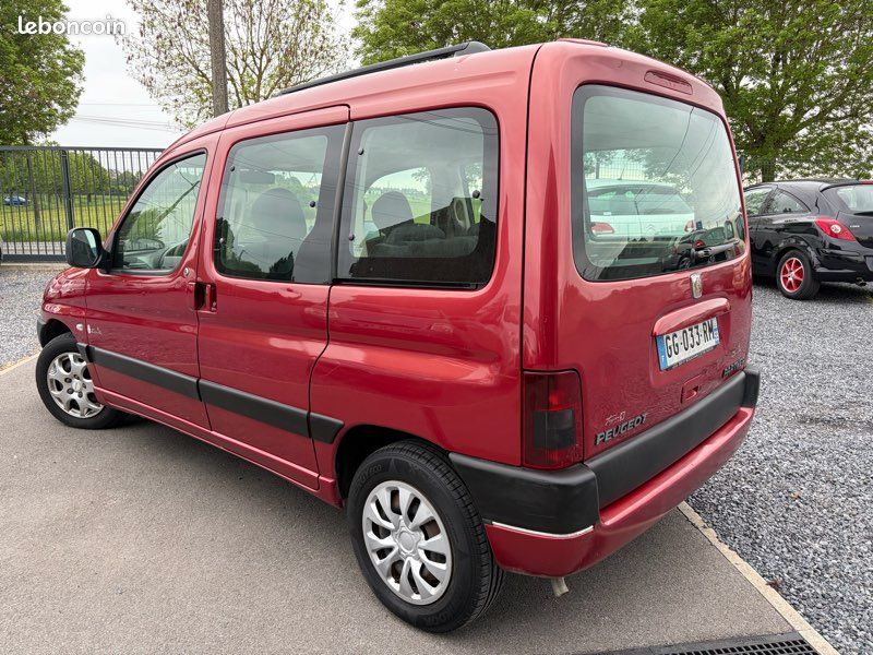 Peugeot Partner 1,6i Essence 110 Chvx « Climatisation » (image 2)
