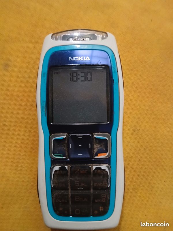 Pack complet d’origine Nokia 3220 avec accessoires de personnalisation en plus (image 8)