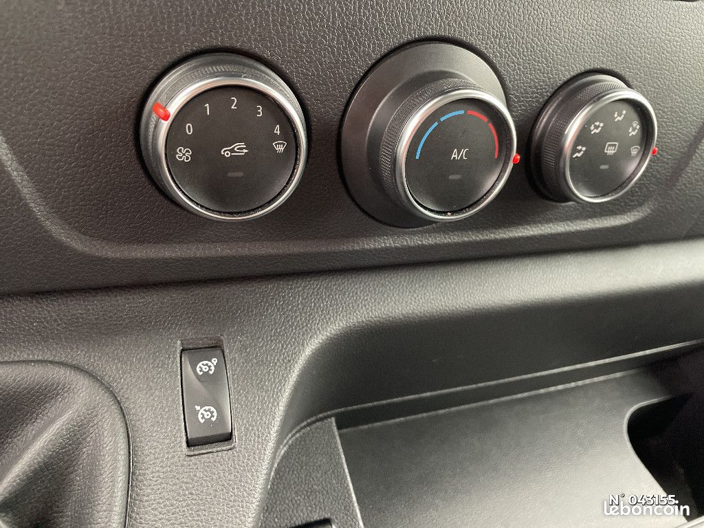Renault Master FOURGON FGN TRAC F3500 L2H2 BLUE DCI 135 CONFORT (image 13)