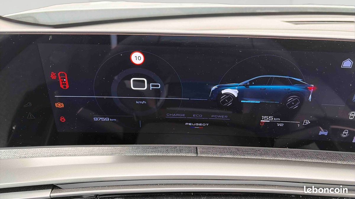 PEUGEOT 3008 Hybrid 136 e-DCS6 Allure (image 15)