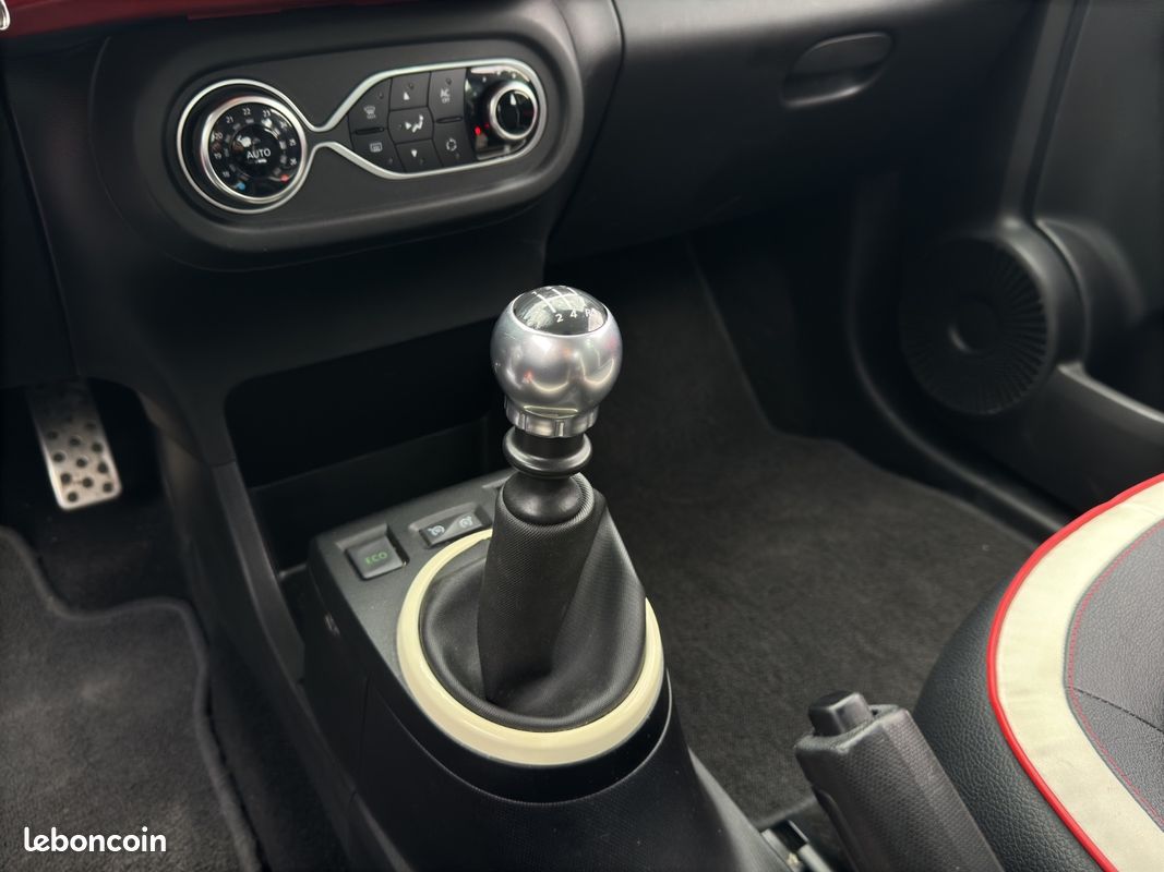 RENAULT TWINGO III 0.9 TCe 90 Energy SL Edition One (image 24)