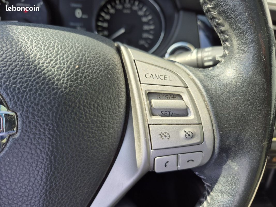 Nissan QASHQAI 1.6 DCI 130 STOP/START TEKNA XTRONIC A (image 19)