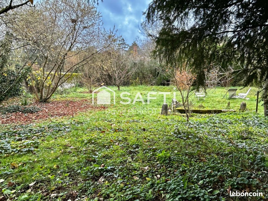 Terrain 673 m² · à Beaugency · 673 m² · 61 000 €