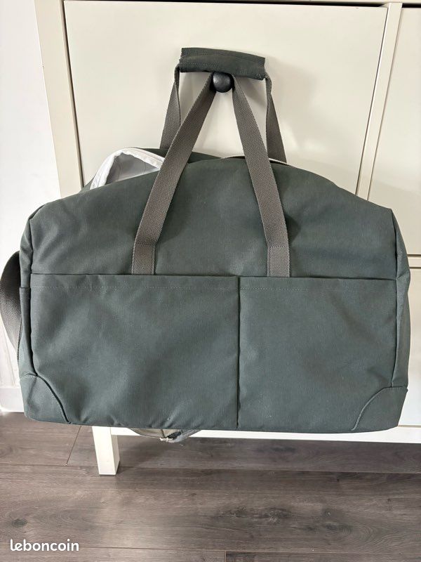 Sac de voyage week-end vert IKEA (image 1)