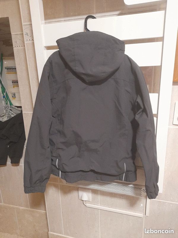 Veste coupe vent karrimore 9 ans (image 2)