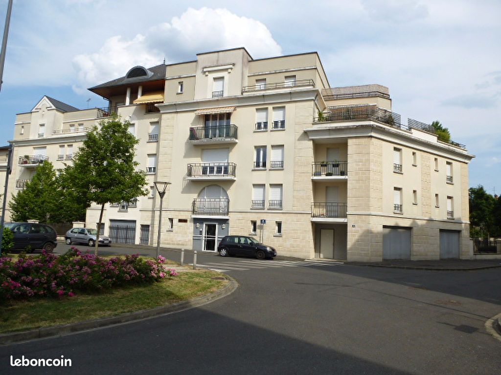 Appartement 3 pièces 89 m² · à Orléans · 89 m² · 910 €/mois