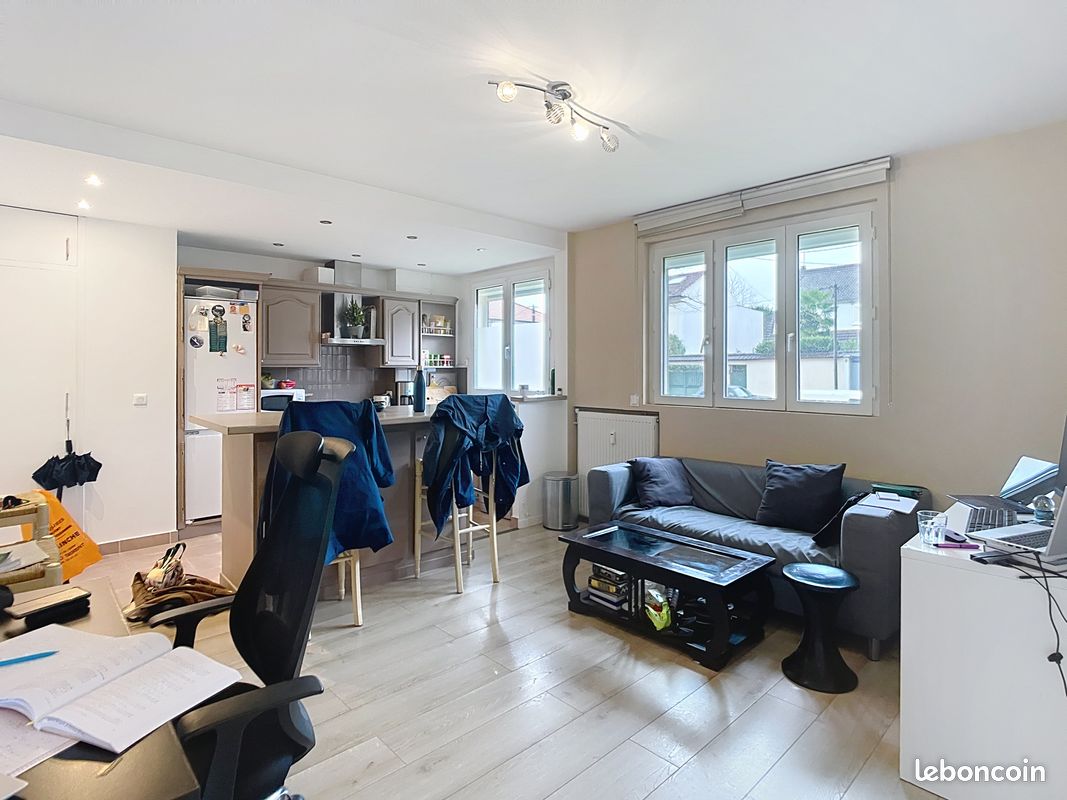 Appartement 2 pièces 37 m² · à Saint-Maur-des-Fossés · 37 m² · 980 €/mois