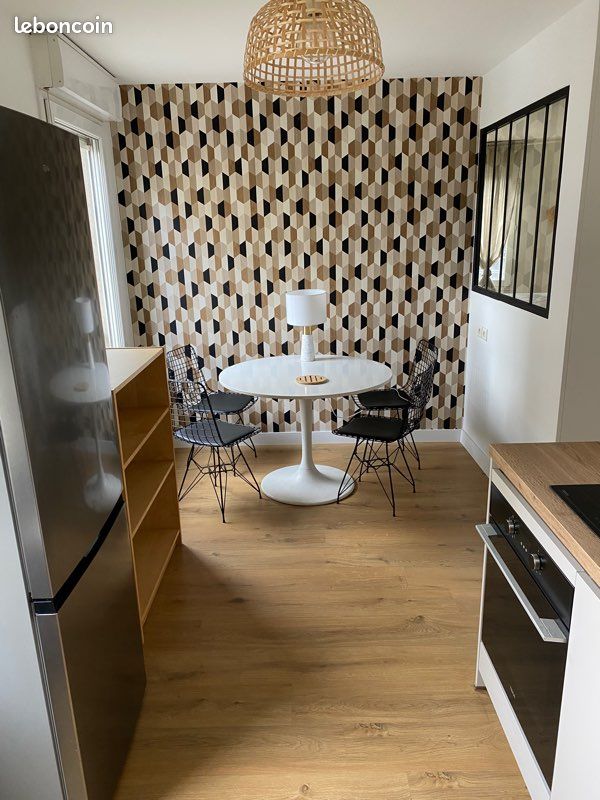 Appartement 5 pièces 77 m² · à Clermont-Ferrand · 77 m² · 440 €