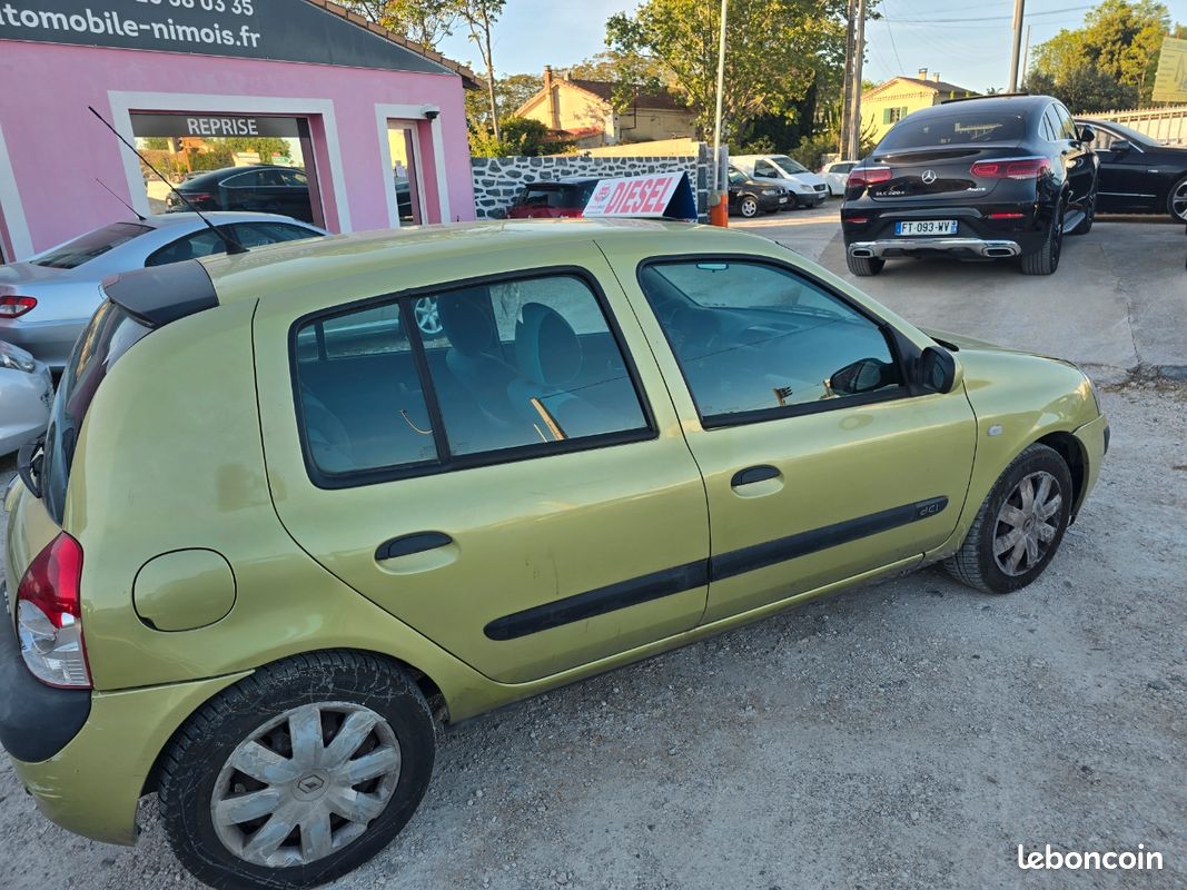 Renault clio ii 1.5 dci pack clim (image 3)