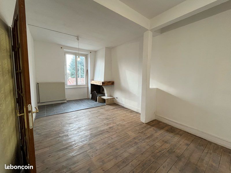 Appartement 3 pièces 63 m² · à Saint-Étienne · 63 m² · 54 000 €
