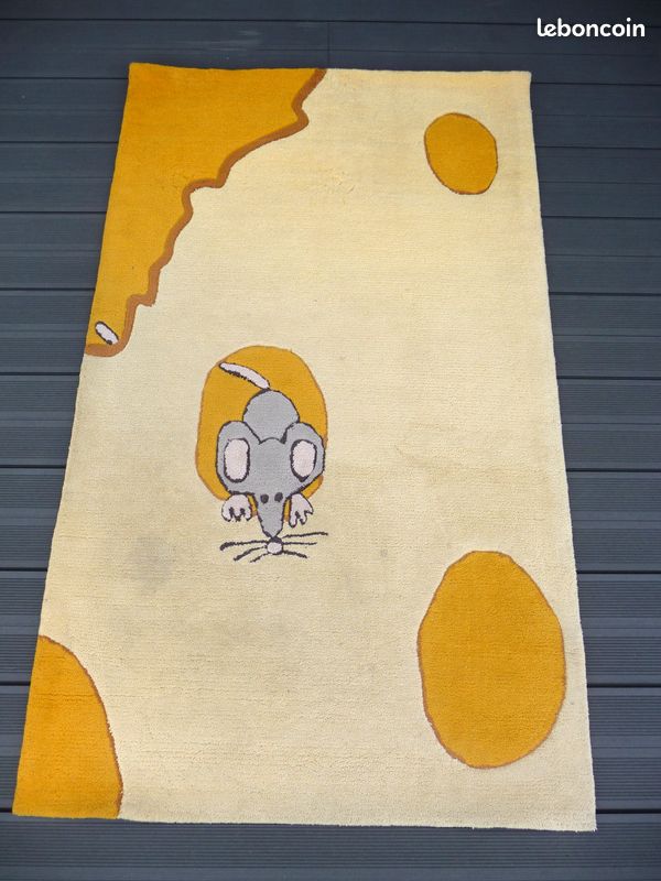 Tapis jaune motif "souris" pour enfant (image 1)