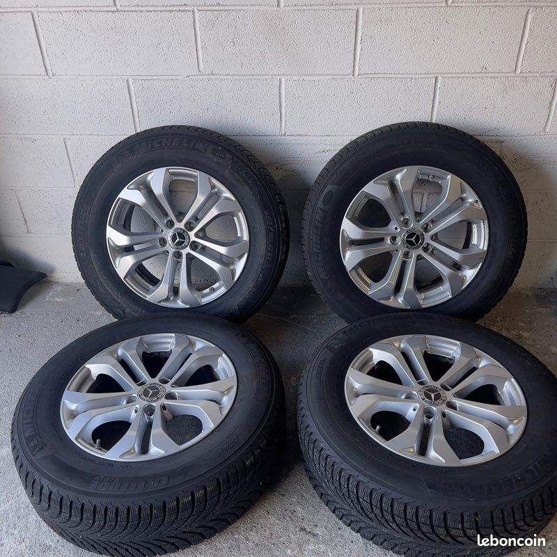 Jantes Mercedes GLC d’origine 5x112 avec des pneus Micheline 235/65/17 code 81 (image 1)