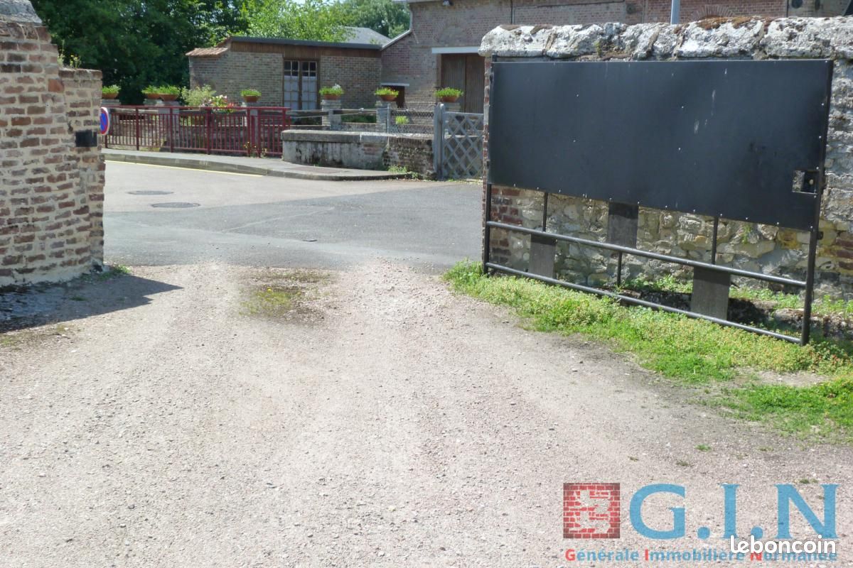 Parking 70 m² · à Duclair · 70 m² · 75 000 €