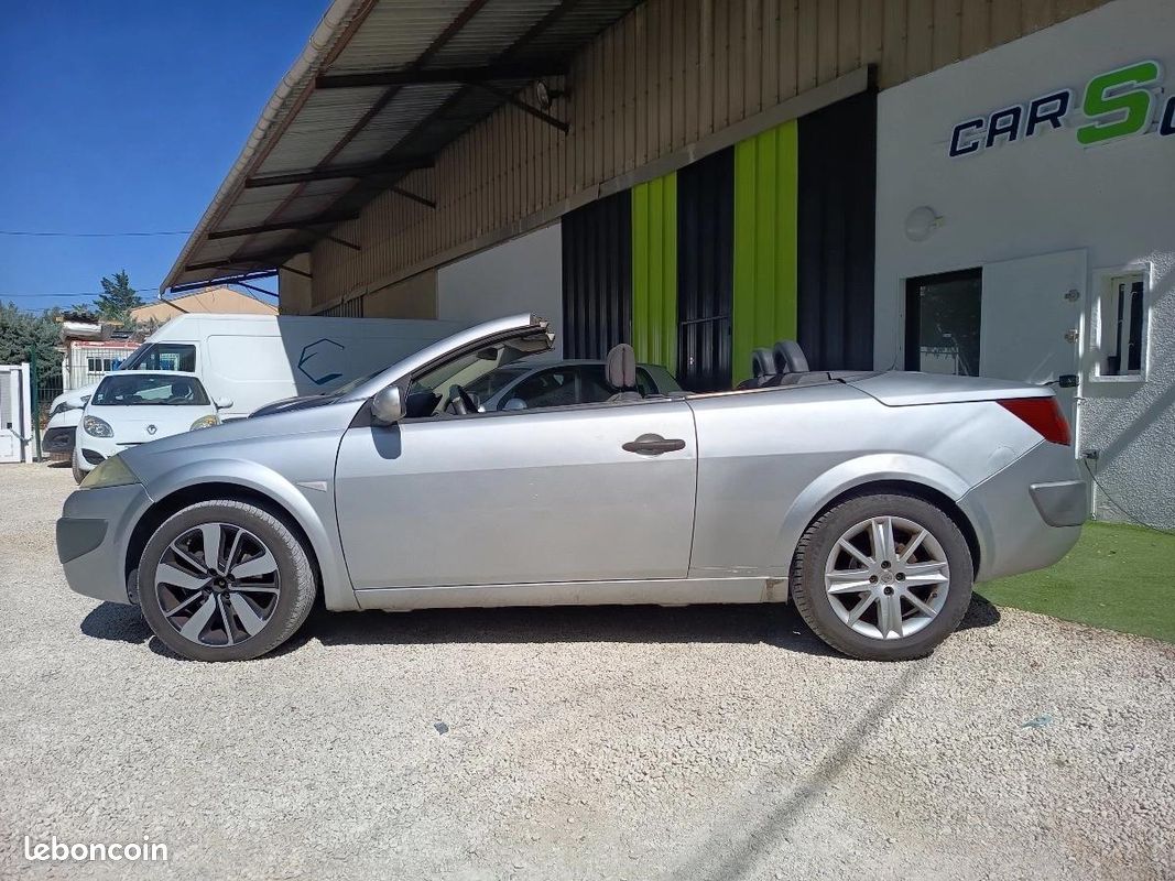 Renault Megane 1.5 DCI 105 PRIVILEGE / ENTRETIEN OK / GARANTIE 6 MOIS (image 2)