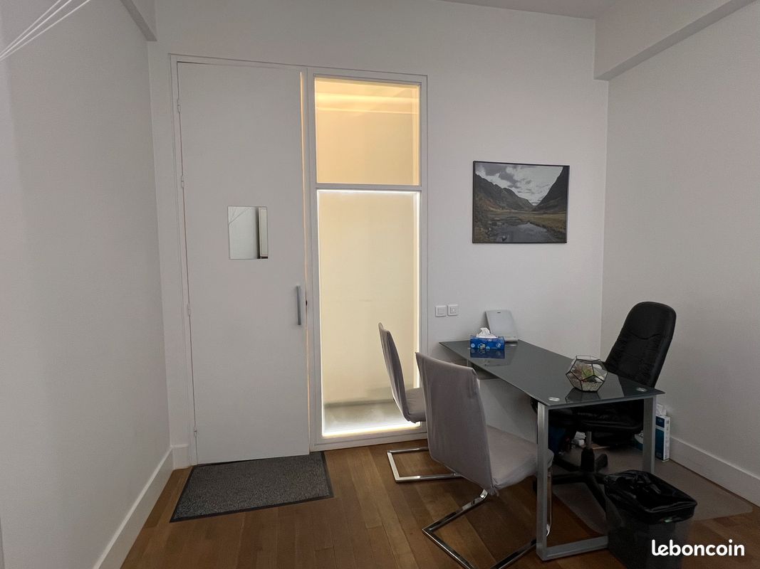 Location salle de 13m2 paris 10ème dans cabinet pluridisciplinaire (image 2)