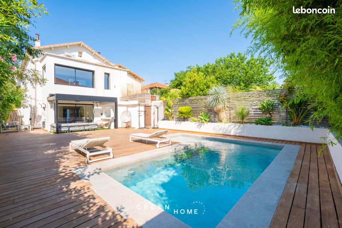 Maison 5 pièces 223 m² · à Marseille · 223 m² · 1 399 000 €