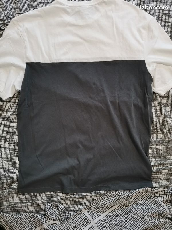 Tee-shirt Puma gris taille L (image 3)