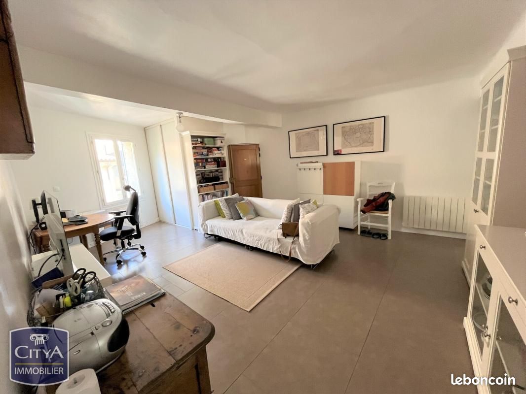 Appartement 4 pièces 82 m² · à Avignon · 82 m² · 205 000 €