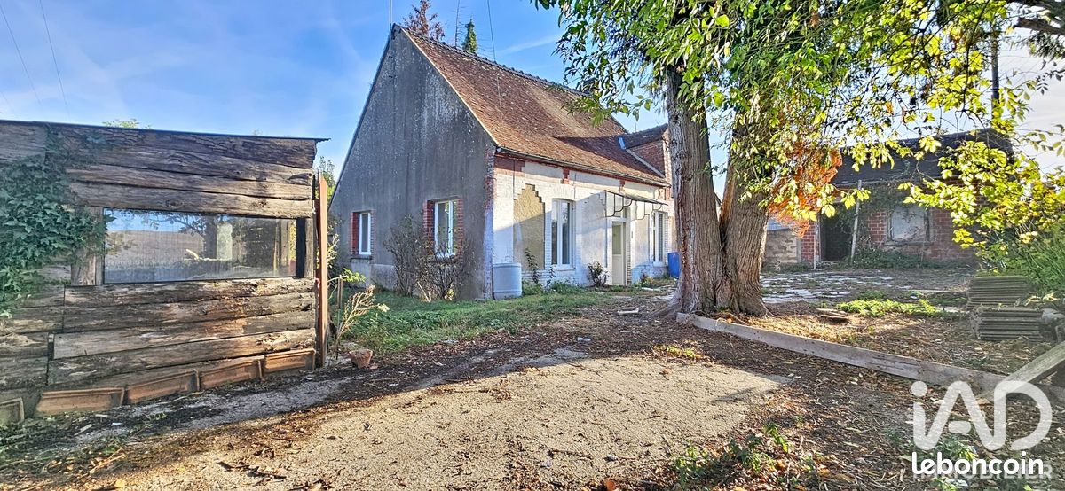 Maison 5 pièces 90 m² · à Charny Orée de Puisaye · 90 m² · 95 000 €