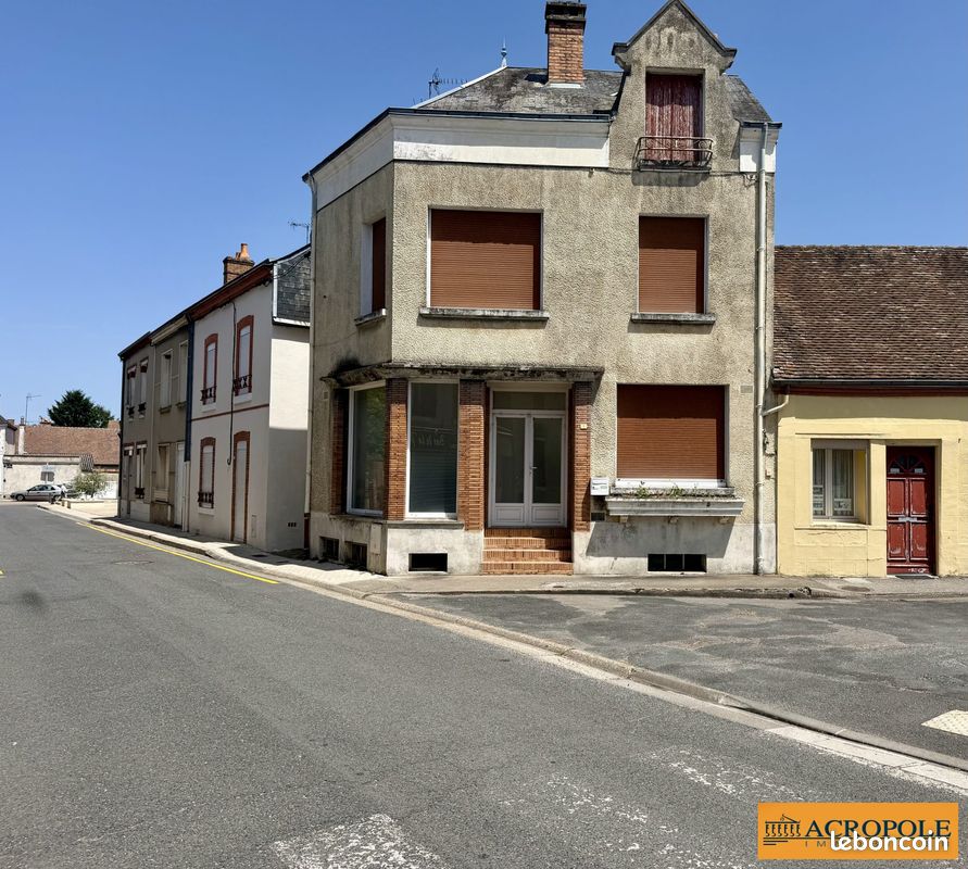 Maison 5 pièces 75 m² · à Argent-sur-Sauldre · 75 m² · 59 000 €