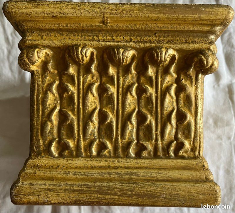Cache pot terre cuite sculpté doré parfait état (image 2)