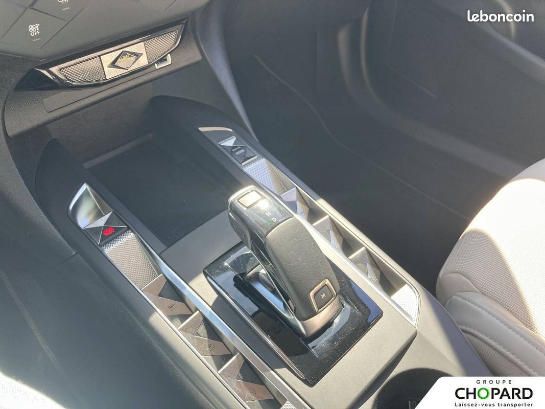 DS DS3 Crossback PureTech 130 EAT8 Bastille (image 18)