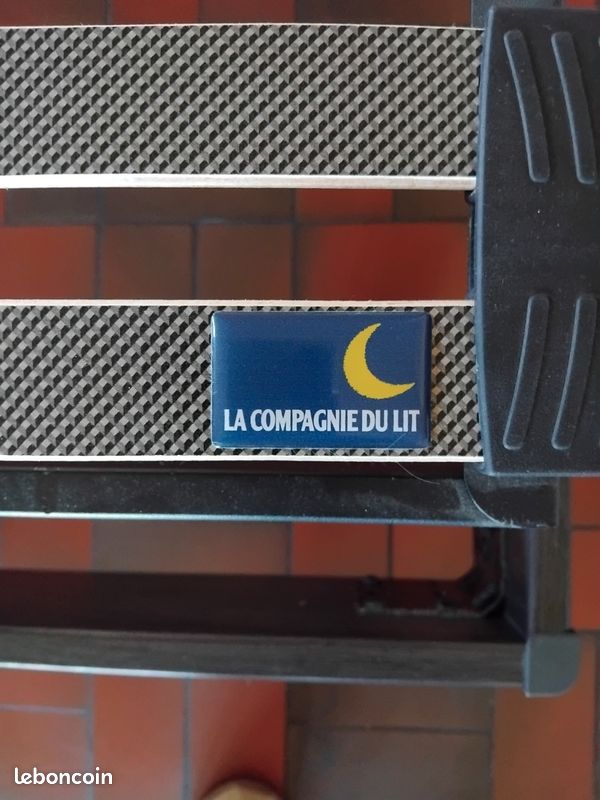 Lit (image 6)