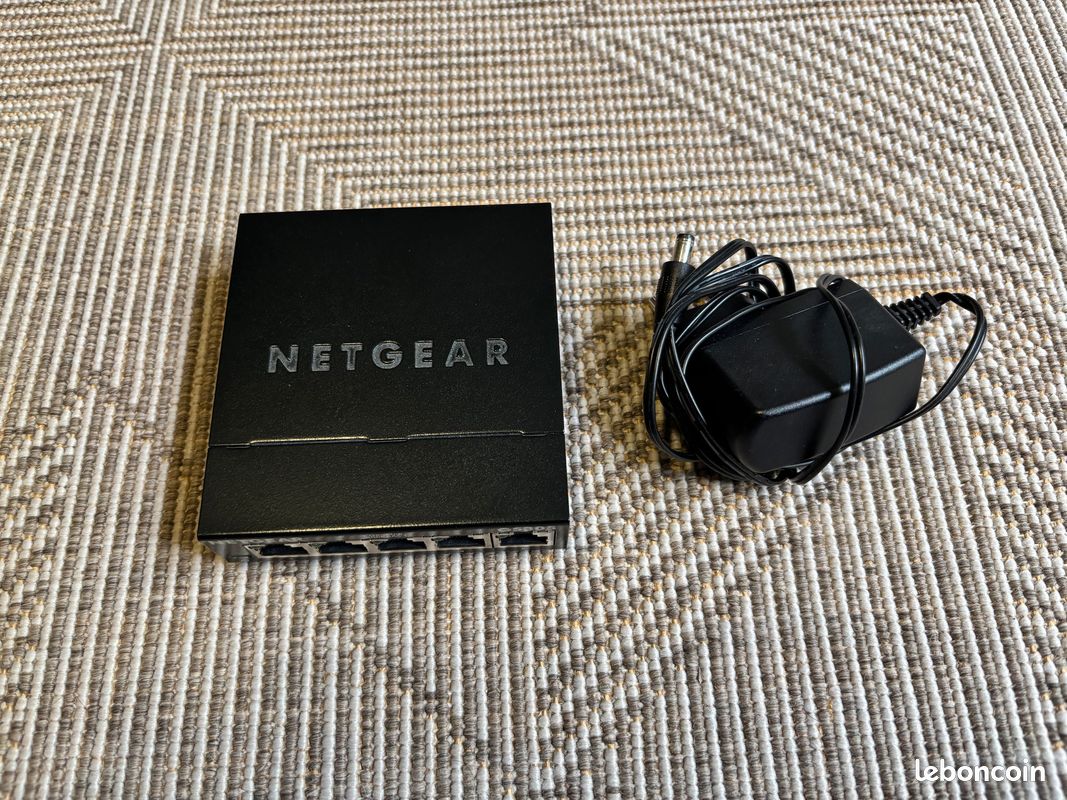 Switch Netgear (image 1)