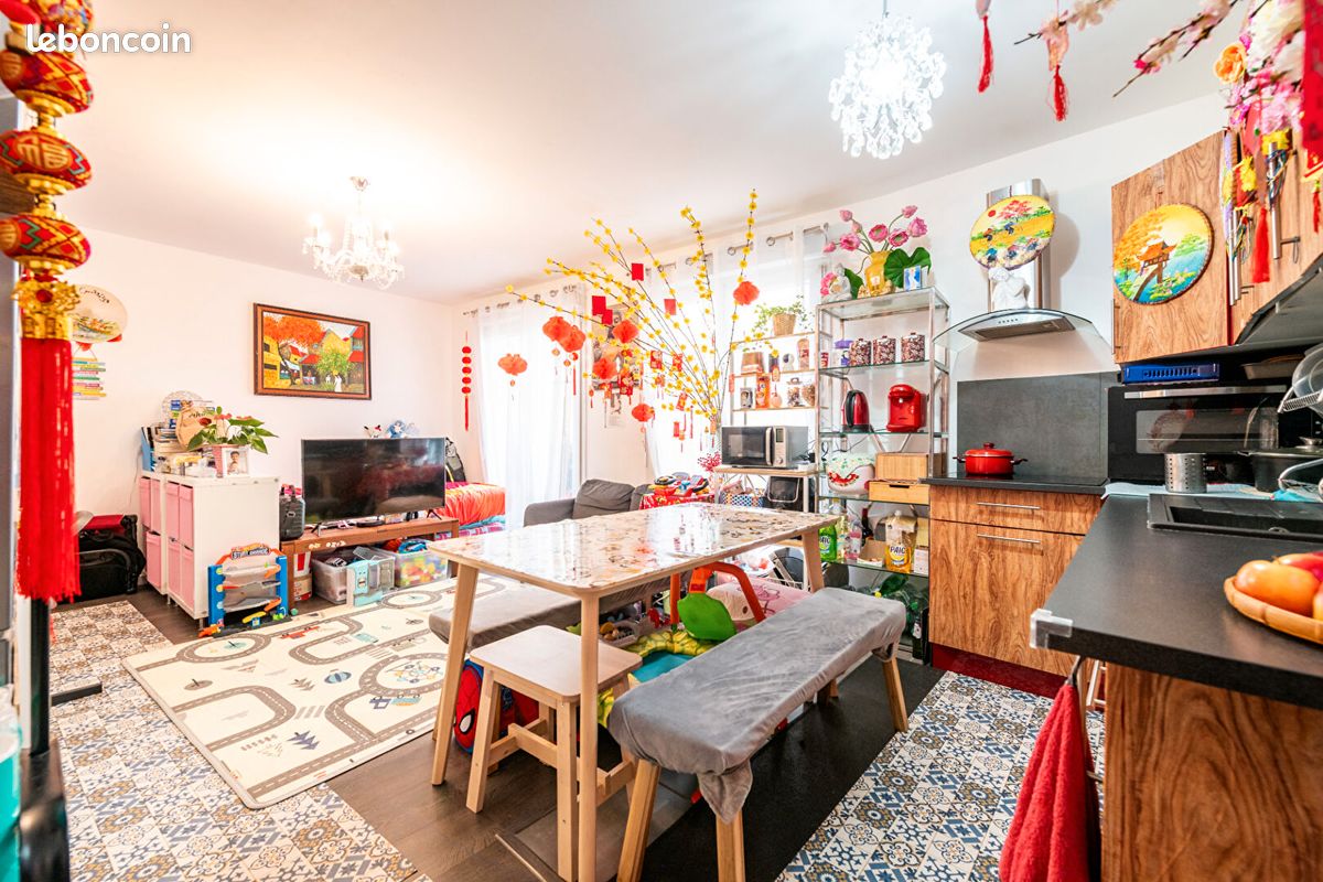 Appartement 2 pièces 43 m² · à Villiers-sur-Marne · 43 m² · 212 000 €