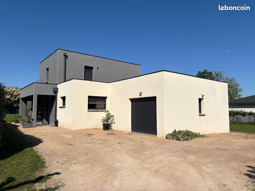 Maison 6 pièces 149 m² · à Mâcon · 149 m² · 458 000 €