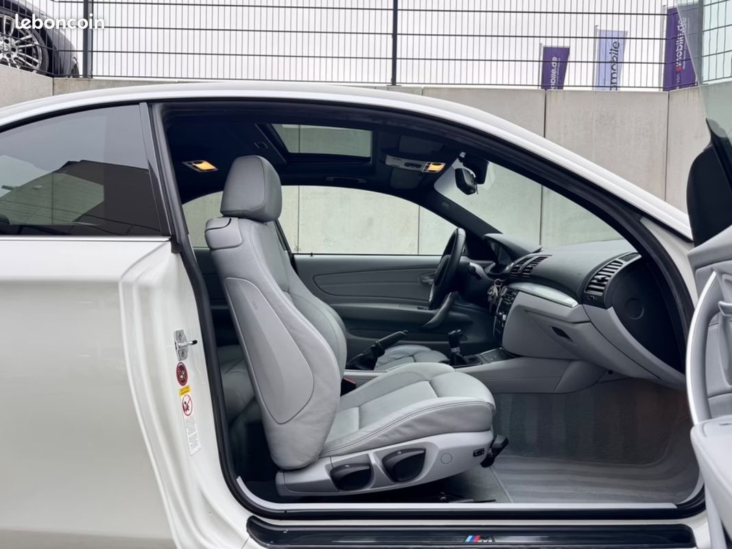 Bmw Serie 1 135i M Sport 3.0i 306 ch (image 12)