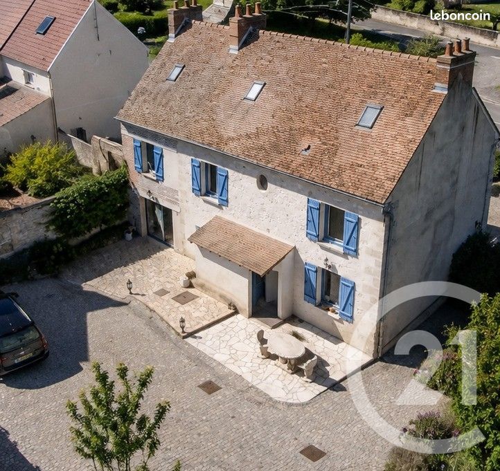 Maison 6 pièces 146 m² · à Ronquerolles · 146 m² · 524 000 €