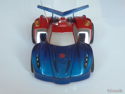 Voiture télécommandée spiderman (image 2)