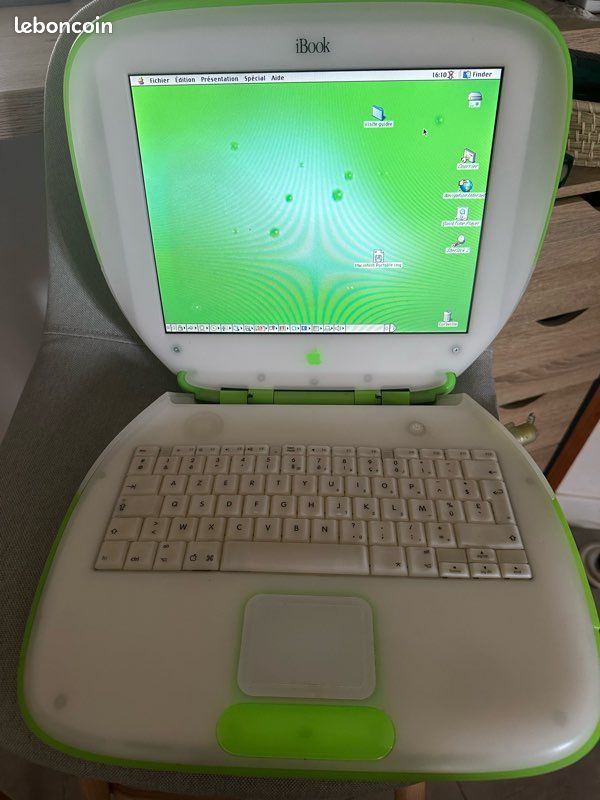 Ibook Clamshell/Palourde PowerPC G3 366 MHz - Mac OS 9.1 (D'occasion) à Neuchâtel pour CHF 150 – avec livraison | Acheter sur